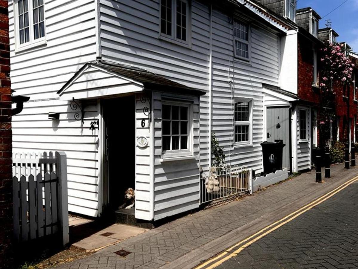 Bridewell In The Heart Of - Pass The Keys Holiday home Tenterden